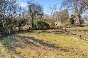 703 Garrett St, Greensboro, NC 27406 - Photo 29