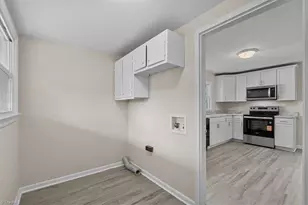 703 Garrett St, Greensboro, NC 27406 - Photo 15