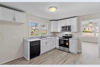 703 Garrett Street, Greensboro, NC 27406 - Photo 11