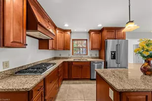 1008 Canonero Dr, Greensboro, NC 27410 - Photo 11