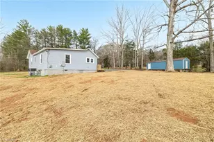 350 Ford St, Eden, NC 27288 - Photo 25