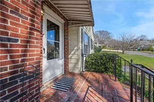 1004 Lockland Ave, Winston-Salem, NC 27103 - Photo 5