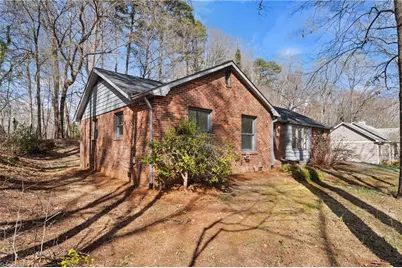 3941 Tonbridge Lane, Winston-Salem, NC 27106 - Photo 3