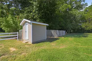 6502 Osceola Ossipee Rd, Elon, NC 27244 - Photo 31