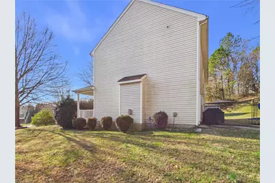 107 Farriers Lane, Jamestown, NC 27282 - Photo 5