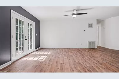 224 Friendly Avenue, High Point, NC 27260 - Photo 5