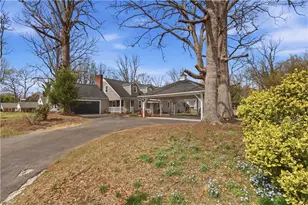 201 Stone St, Thomasville, NC 27360 - Photo 5