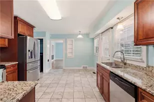 201 Stone St, Thomasville, NC 27360 - Photo 13