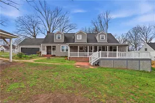 201 Stone St, Thomasville, NC 27360 - Photo 3