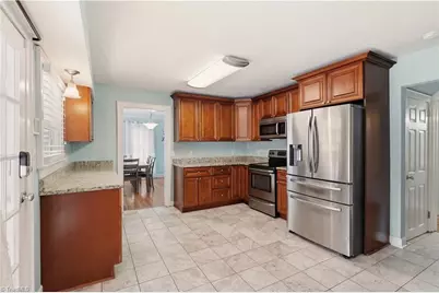 201 Stone Street, Thomasville, NC 27360 - Photo 15