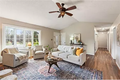 6005 Hunters Ridge Court, Lexington, NC 27295 - Photo 5