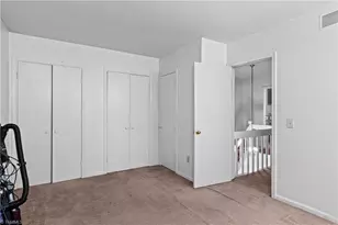 201 E Montcastle Dr, Greensboro, NC 27406 - Photo 25