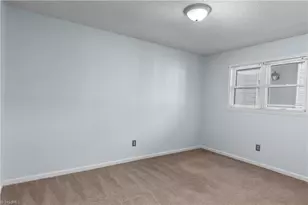 239 Oakwood Ct, Winston-Salem, NC 27103 - Photo 13