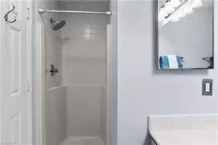 239 Oakwood Ct, Winston-Salem, NC 27103 - Photo 11