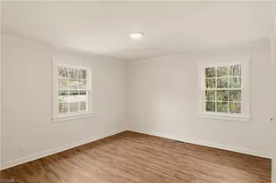 5310 Bennington Dr, Greensboro, NC 27410 - Photo 15