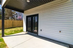 5242 Shattalon Dr, Winston-Salem, NC 27106 - Photo 13