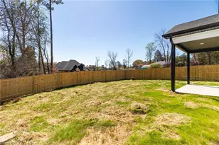 5242 Shattalon Dr, Winston-Salem, NC 27106 - Photo 15