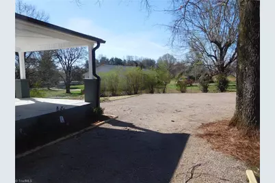 5865 Germanton Road, Winston-Salem, NC 27105 - Photo 25