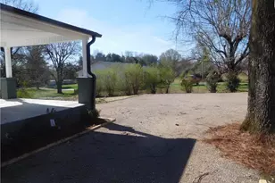 5865 Germanton Rd, Winston-Salem, NC 27105 - Photo 25