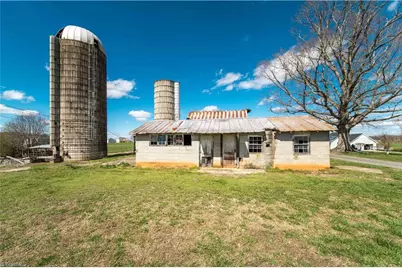 2012 Old Fletcher Road, Yadkinville, NC 27055 - Photo 27