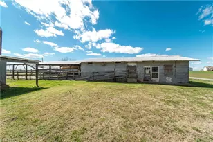 2012 Old Fletcher Rd, Yadkinville, NC 27055 - Photo 33