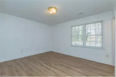 2 Ponderosa Court, Greensboro, NC 27406 - Photo 21