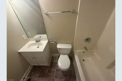 615 Garrett Street, Greensboro, NC 27406 - Photo 9