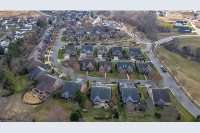 5584 Foxgate Circle, Winston-Salem, NC 27106 - Photo 29