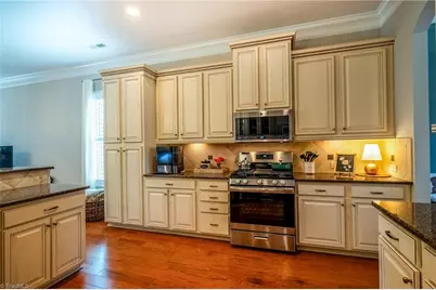 5584 Foxgate Circle, Winston-Salem, NC 27106 - Photo 11