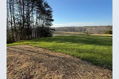 586 Culler Road, Pinnacle, NC 27043 - Photo 9