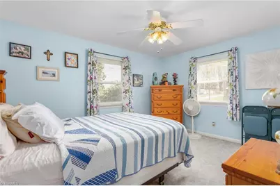 316 Crestview Drive, Thomasville, NC 27360 - Photo 15