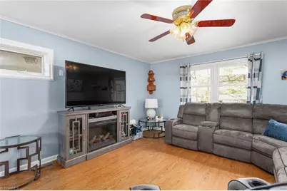 316 Crestview Drive, Thomasville, NC 27360 - Photo 5