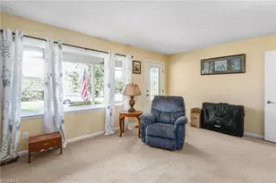 316 Crestview Dr, Thomasville, NC 27360 - Photo 11