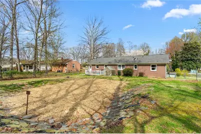 316 Crestview Drive, Thomasville, NC 27360 - Photo 23