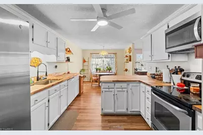 4076 Dunbar Bridge Road, Asheboro, NC 27205 - Photo 9