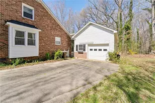 6 Natchez Ct, Greensboro, NC 27455 - Photo 3