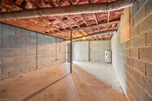 3520 Heathrow Dr, Winston-Salem, NC 27127 - Photo 19