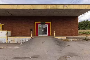 1328 Elkin Hwy 268, North Wilkesboro, NC 28659 - Photo 29