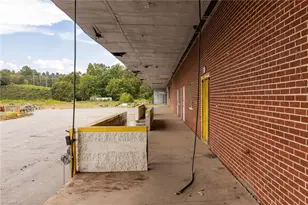 1328 Elkin Hwy 268, North Wilkesboro, NC 28659 - Photo 31