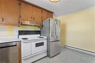 2221 Gerringer Mill Rd, Elon, NC 27244 - Photo 25