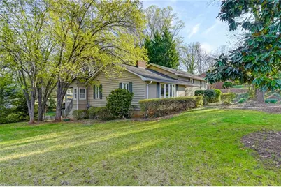 2729 Monticello Drive, Winston-Salem, NC 27106 - Photo 3