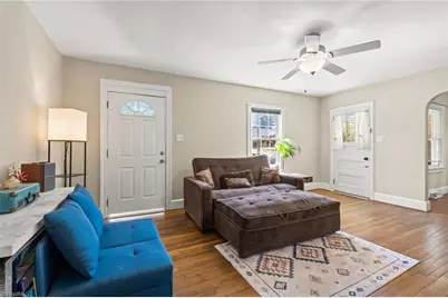 3808 Walker Avenue, Greensboro, NC 27403 - Photo 11