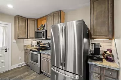 3808 Walker Avenue, Greensboro, NC 27403 - Photo 17