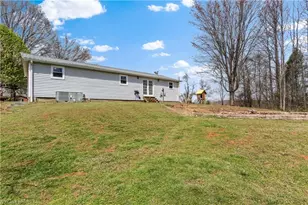 236 Ed Nixon Rd, Thurmond, NC 28683 - Photo 21