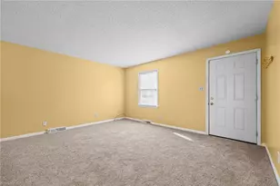 2419 Fernbrook Rd, Greensboro, NC 27405 - Photo 9