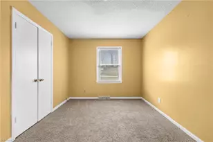 2419 Fernbrook Rd, Greensboro, NC 27405 - Photo 23