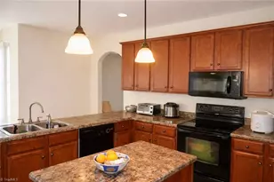 1721 Timber Cove Ct, Winston-Salem, NC 27127 - Photo 3