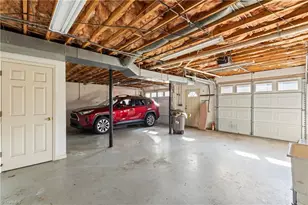 1725 Huntington Woods Ct, Winston-Salem, NC 27103 - Photo 31