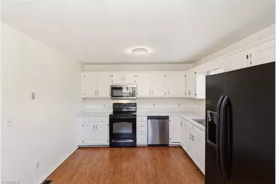 3206 Crestview Drive, High Point, NC 27260 - Photo 11