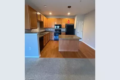 2422 Eagle Creek Court #302, Winston-Salem, NC 27103 - Photo 5